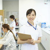 病棟で働く看護師の仕事内容、平均給与、向いているタイプとは？