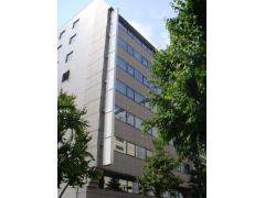 新横浜駅近くのエルユーエス横浜オフィス。 医療業界に特化した人材紹介会社です。