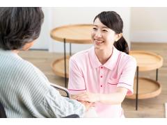 《日勤のみ！◆勤務日数は週3日から相談可◆幅人い年代が活躍中》日進市にある有料老人ホームで看護のお仕事！経験者歓迎◎