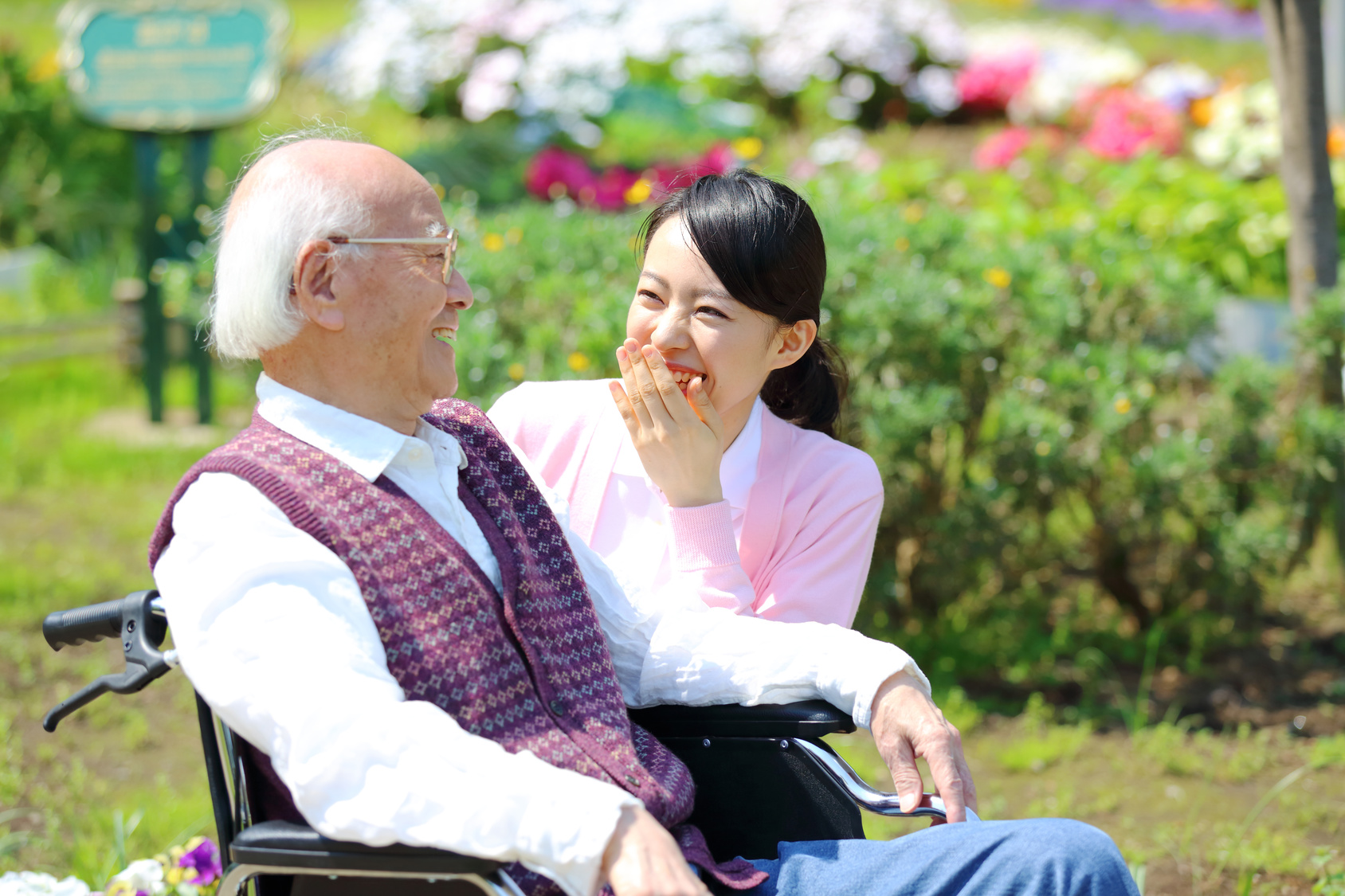 介護施設の看護師に向いているタイプ